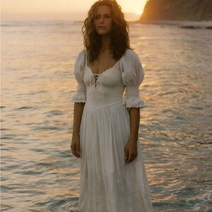 SOLD ♥️ Christy Dawn Maddie Dress